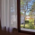 Cozy Flat In With Swimming Pool-beahost Апартаменты *