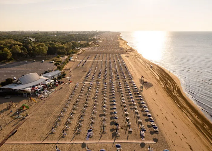 Cozy Flat In With Swimming Pool-beahost Lejlighed Bibione