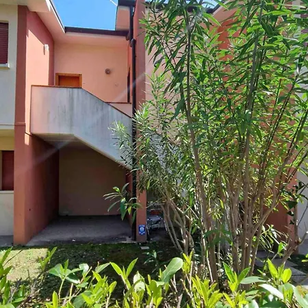 Apartamento Cozy Flat In With Swimming Pool-beahost *