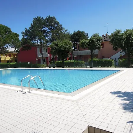 Apartamento Cozy Flat In With Swimming Pool-beahost